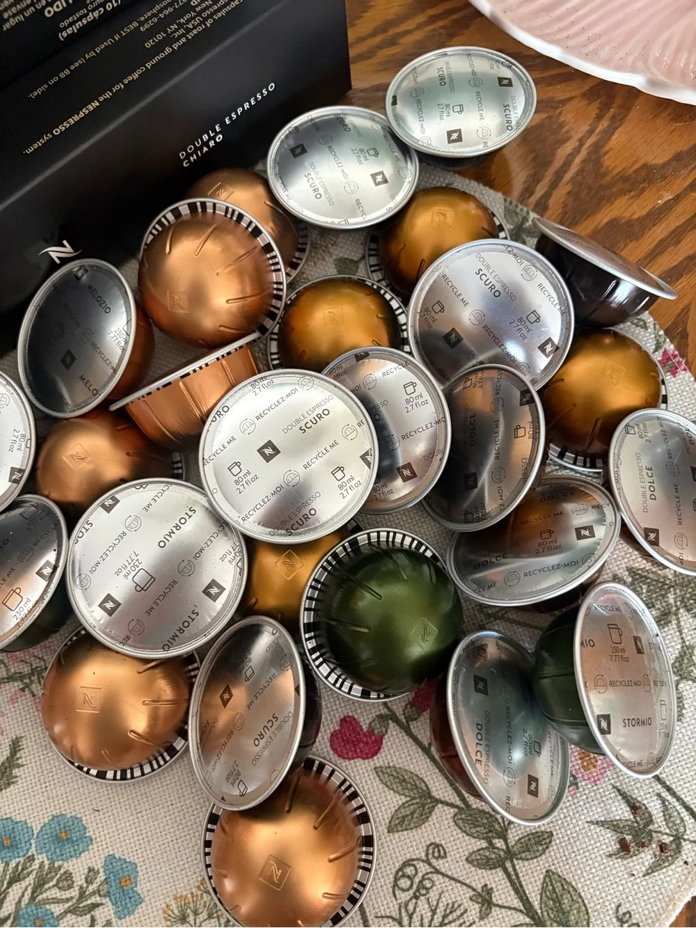 Nespresso De'Longhi Vertuo Espresso Machine And Pods